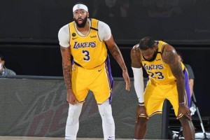 bob半岛体育官网-詹皇倒下施罗德缺席 湖人前路荆棘卫冕难度极大