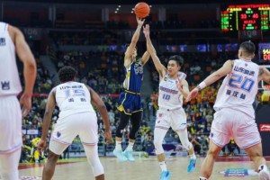 bob半岛体育官网-【观察】广东靠什么8连胜？寻找小外援仍旧刻不容缓