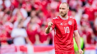 bob半岛体育平台-埃里克森转会勒沃库森前景不明，球队阵容名额已达上限