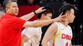 bob半岛体育官网-男篮逆转夜，队长13中2成“惊喜”，郭导的信任该换人了？|赵睿|体育赛事讨论|中国男篮|比赛|关键_新浪体育_新浪新闻