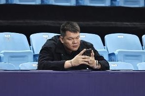 bob半岛体育平台-麦穗丰：广东男篮需要一场大变革 这支球队有点失去方向