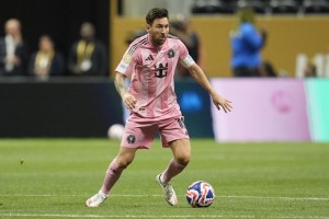 bob半岛体育平台-马斯切拉诺：今天的计划就是让梅西踢45分钟，上轮他其实也想出战