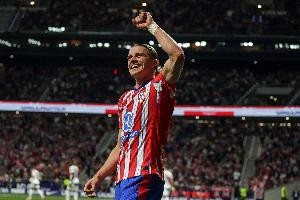 记者：加拉格尔加盟曼联的消息不属实，马竞只考虑4000万欧出售