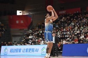 bob半岛体育官网-记者：新疆队将向CBA公司上报劳森的优先续约权