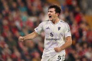 bob半岛体育-切尔西还忘不掉弟媳！曝马奎尔无缘续约将离队，夏窗免费转投蓝军