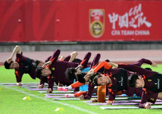 1735894136675092069.jpg (体育)(1)足球——世界杯预选赛:国足在厦门备战XxjpseC007371_20241117_PEPFN0A001.jpg